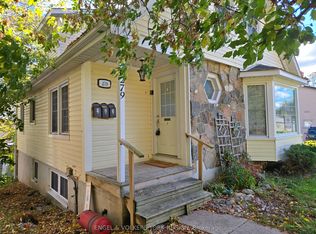 279 Blake St #1, Barrie, ON L4M 1K7