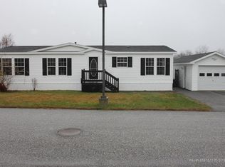 6 Rachel St, Sabattus, ME 04280