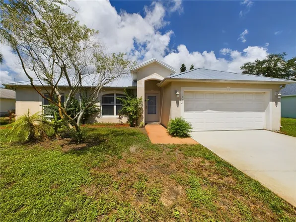 714 Barber St, Sebastian, FL 32958