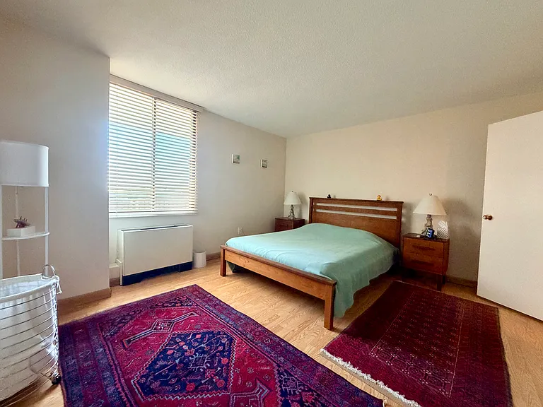 60 Longwood Ave #605 — Photo 5