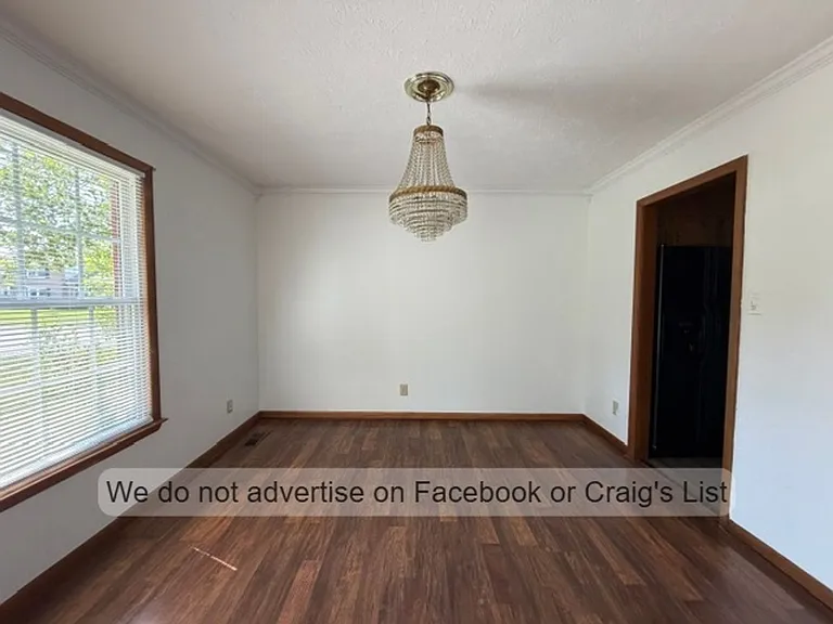 7796 Adrian Dr — Photo 4