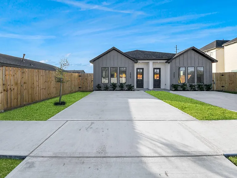 3909 Maggie St — Photo 49