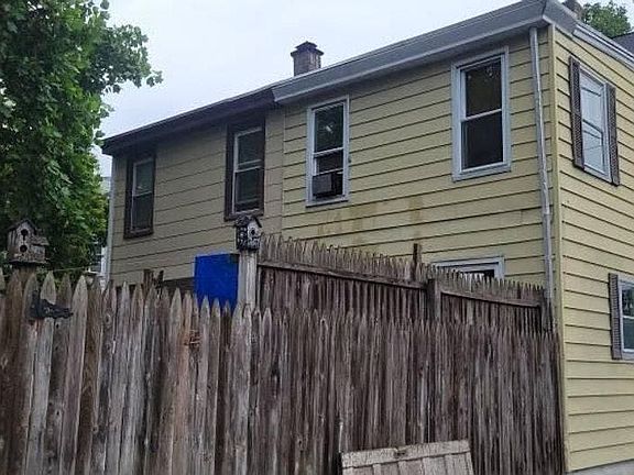 2nd image of 63 Mary St