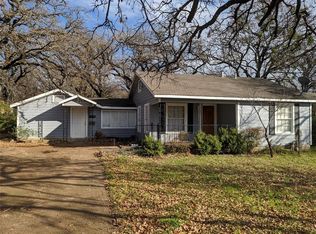 2409 Stark St, Fort Worth, TX 76112