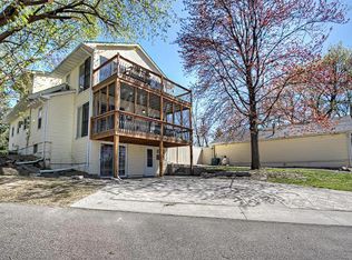 6209 Pilgrim Ln, Osseo, MN 55369