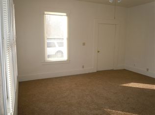 324 W Myrtle St, Hanford, CA 93230