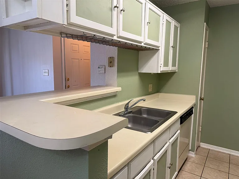 2121 Hepburn St #1102 — Photo 10