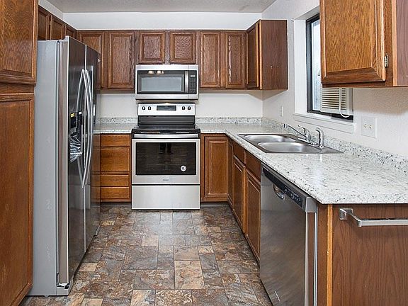 4th image of 3405 Lorang Dr
