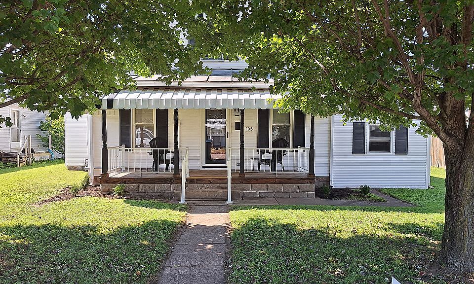 1st image of 703 5th St