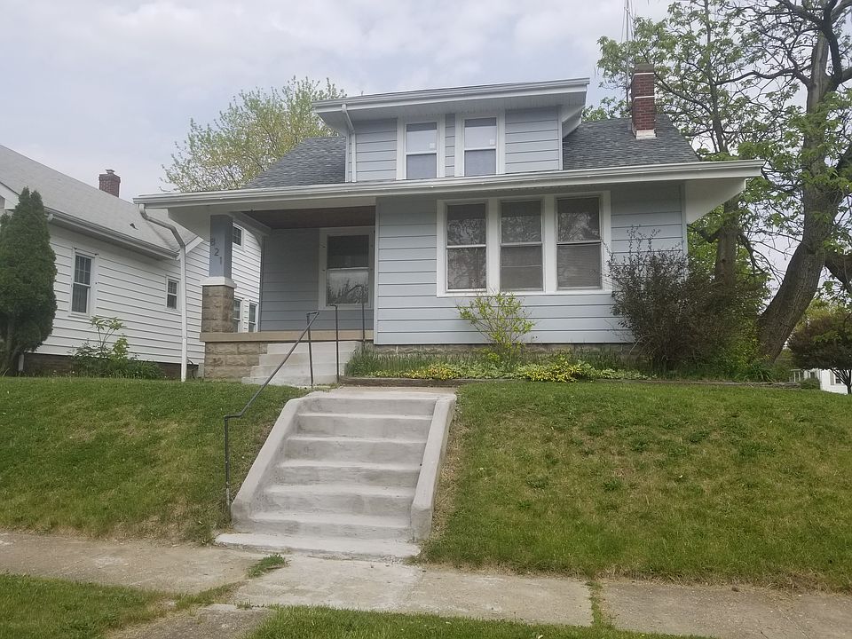 1st image of 821 S 12th St