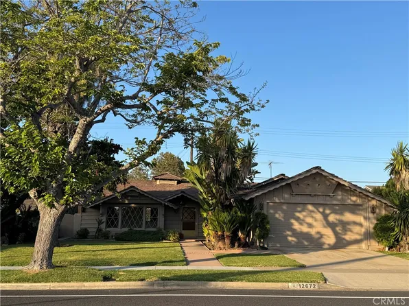 12672 Foster Rd, Los Alamitos, CA 90720