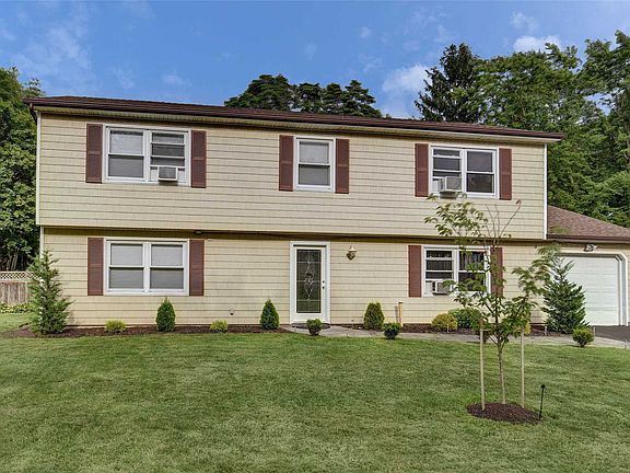 2nd image of 5 Lyndon Ln