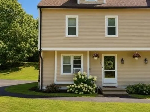 1096 Long Pond Rd #B, Plymouth, MA 02360
