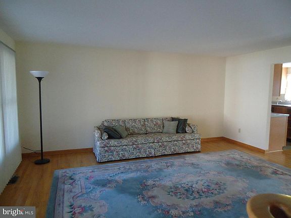 2nd image of 41475 Garrett Ct