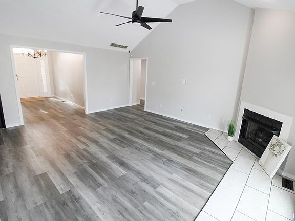 4th image of 6700 Oakshire Ct