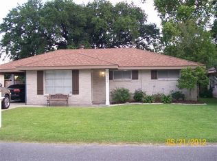 2520 Cardinal Dr, Marrero, LA 70072