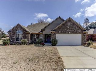 5978 Scott Farms Dr, Horn Lake, MS 38637