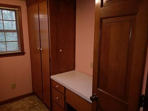 3rd image of 1265 Sweetwater Cir