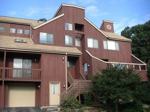 2nd image of 262 Sunwood Dr