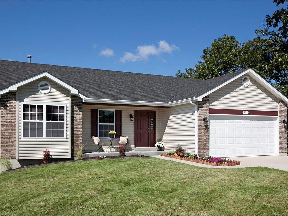 Welcome to 397 Shadow Pines Dr!