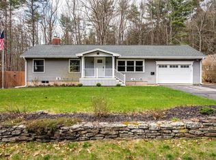 41 Oak St, Rochester, NH 03839