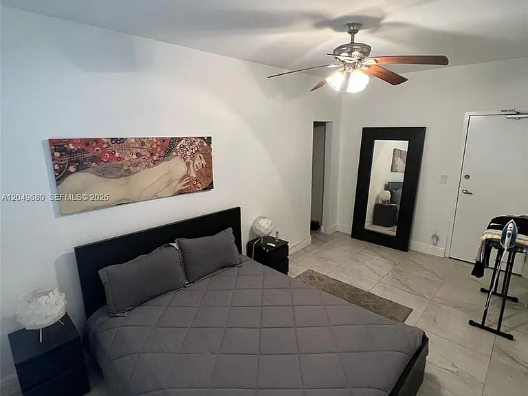 818 Pennsylvania Ave #1 — Photo 12
