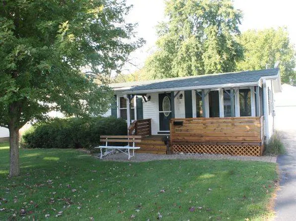 810 N East St, Monmouth, IL 61462