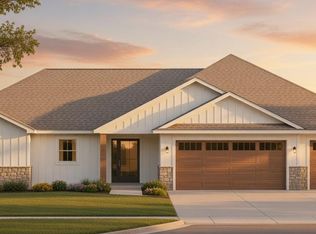 833 3rd Avenue Ct SW, Rice, MN 56367