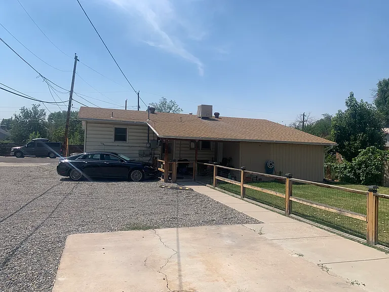 1522 Hall Ave #B — Photo 1