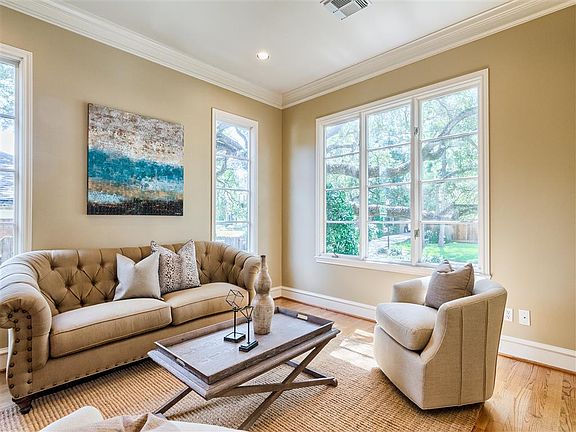 2nd image of 3750 Grennoch Ln