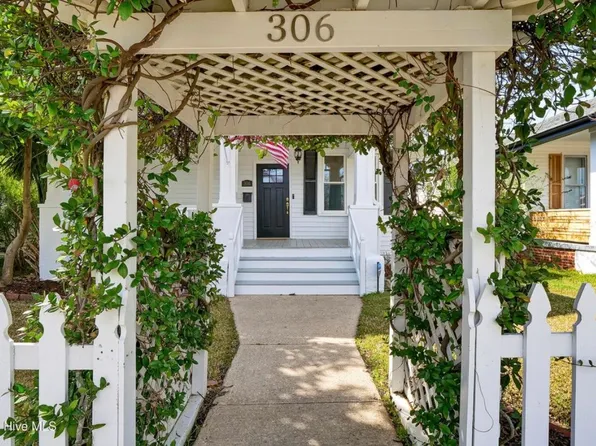 306 S 18th St, Wilmington, NC 28403