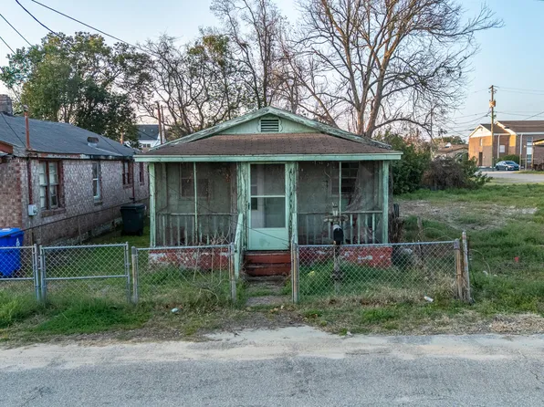 1978 Forest Ave, North Charleston, SC 29405