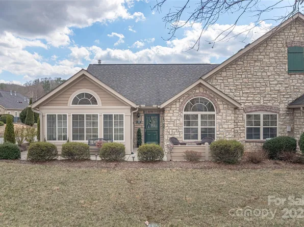 39 Mountain Meadow Cir, Weaverville, NC 28787