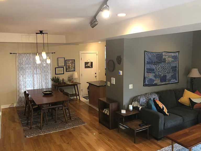 1103 W Winona St #2W — Photo 9