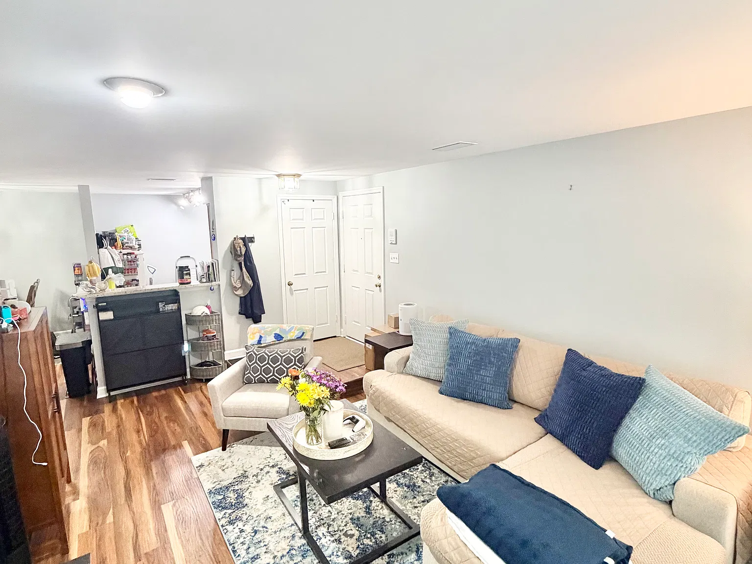 7504 Ashby Ln — Photo 2