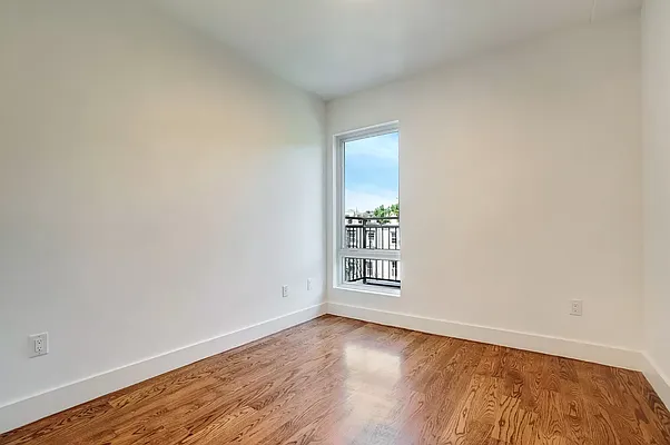 Rented by Compass | media 3