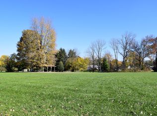 2 Carryback Dr SW, Pataskala, OH 43062