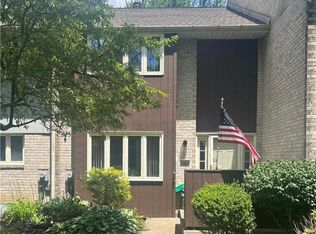 391 Carver Dr, Bethlehem, PA 18017