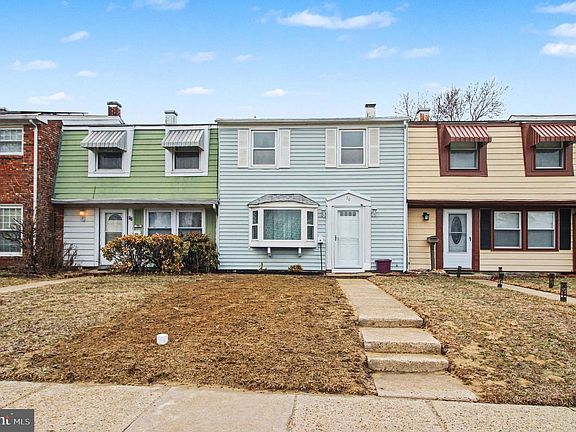 2nd image of 70 Rittenhouse Dr