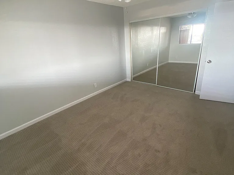 867 W 1st St — Photo 13