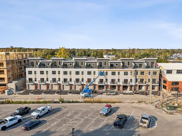 26 Upper Falls Road #105, Biddeford, ME 04005