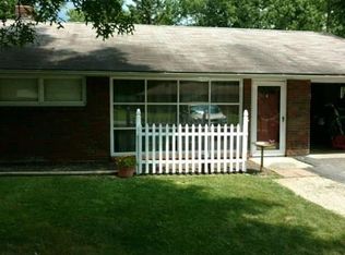 11 Williams Dr, West Middlesex, PA 16159