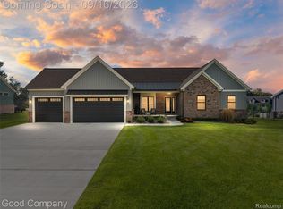 10022 Quarry Ridge Rd, Clarkston, MI 48346
