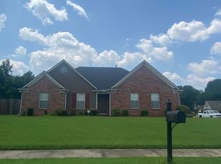 10639 Lexington Dr, Olive Branch, MS 38654