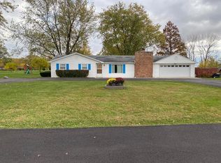 947 W Elms Court Ln, Crete, IL 60417