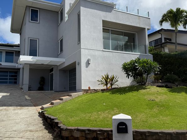 678 Kaulana Pl