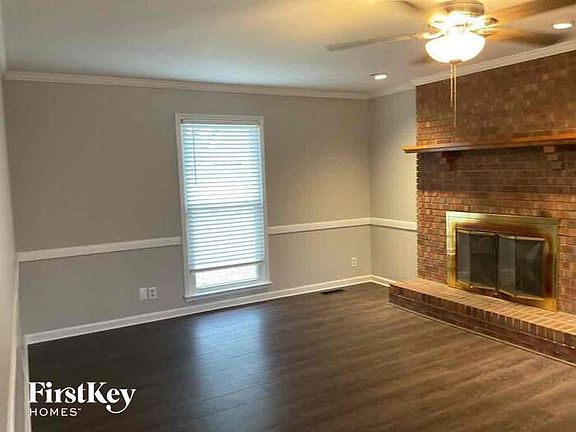 2nd image of 1476 Brantley Ln