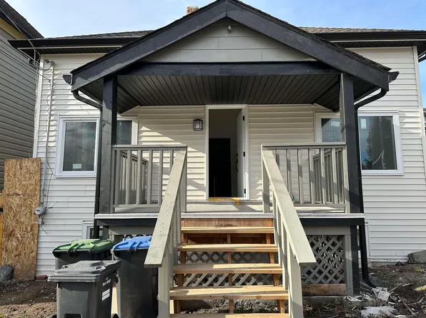 805 Milton St, New Westminster, BC V3M 1M9