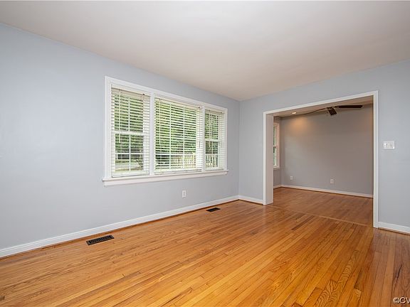 4th image of 8404 Weldon Dr
