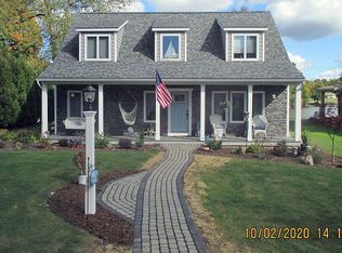 670 Latonka Dr, Mercer, PA 16137